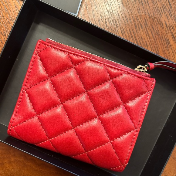 AUTHENTIC VERSACE WALLET - Picture 3 of 7